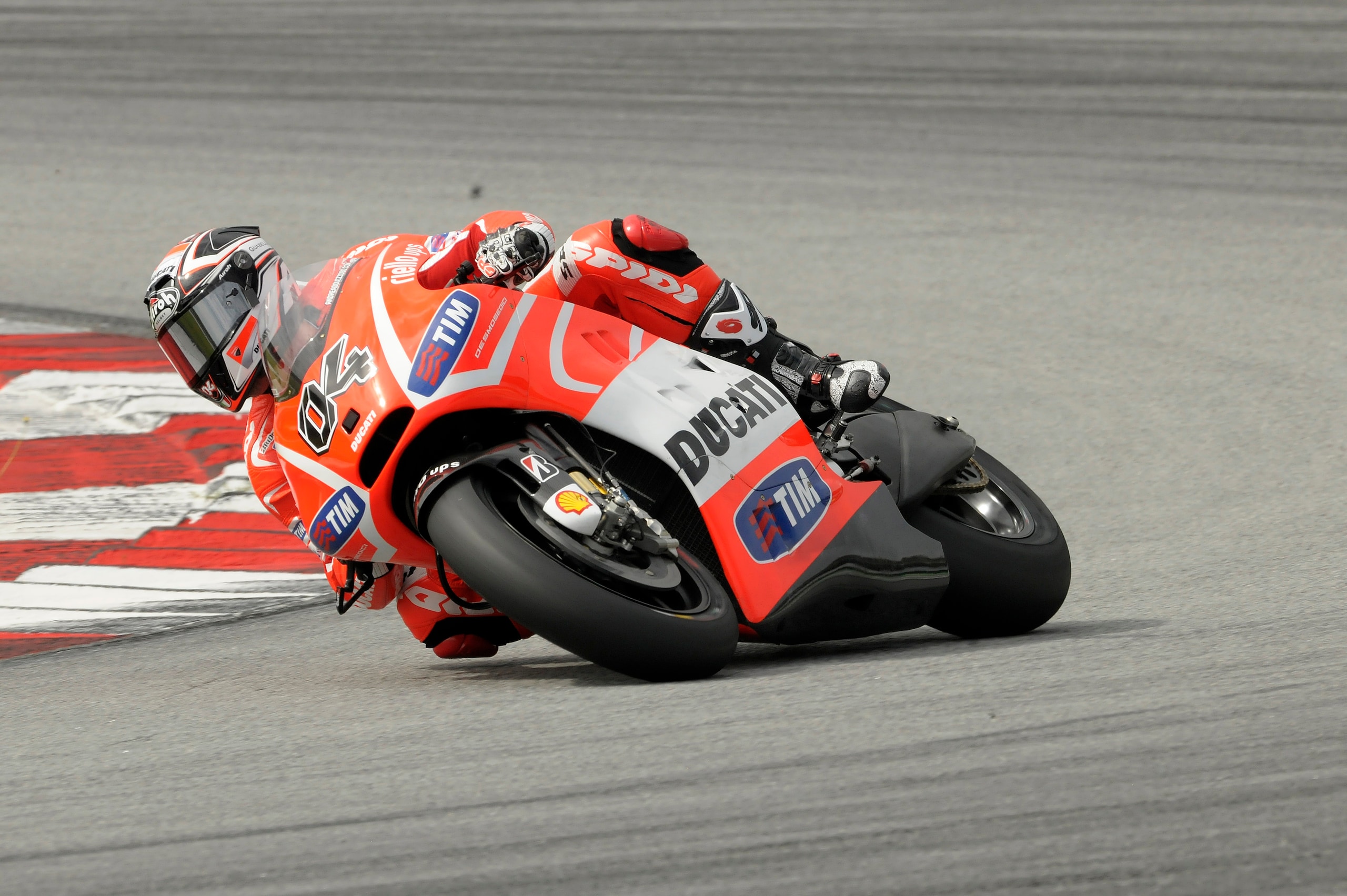 Primo turno di prove libere ad Aragon