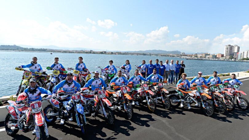 Svelata la maglia azzurra