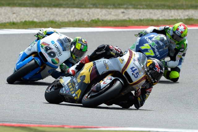 Moto2: lotta a 3 per il titolo