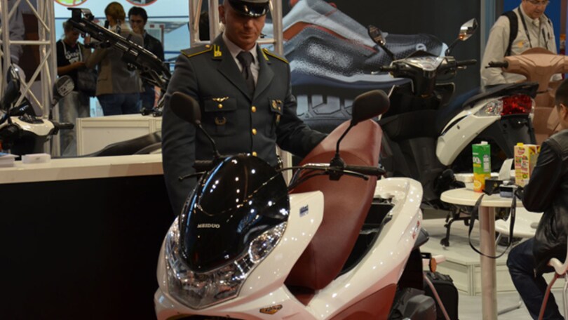 Sequestrati due Honda PCX tarocchi