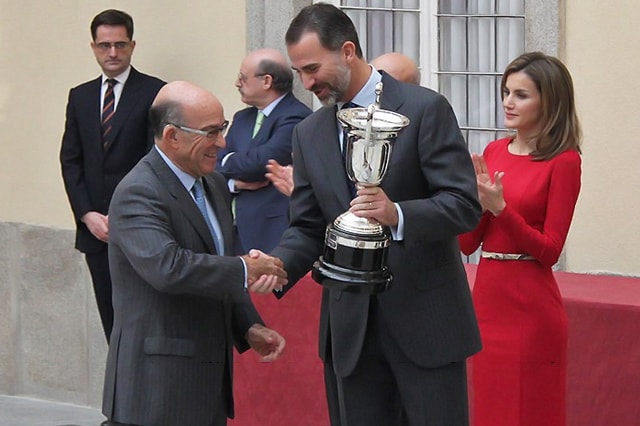 Il principe Filippo premia Ezpeleta