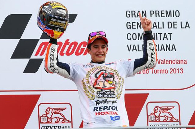 Vuoi fare gli auguri a Marquez?