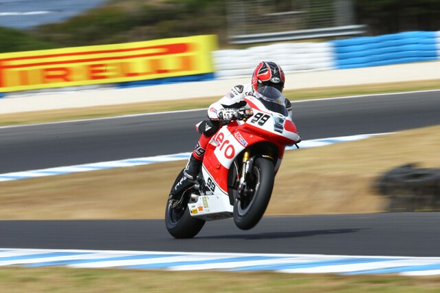 SBK: debutto difficile per MV Agusta ed EBR