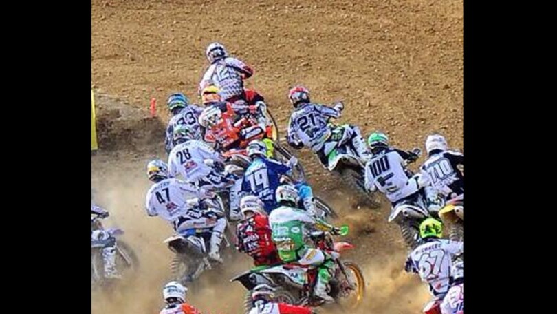 Piccola frattura al perone per Cairoli
