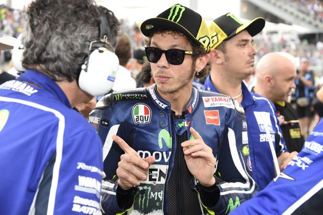 Rossi: “Problema alla gomma anteriore”