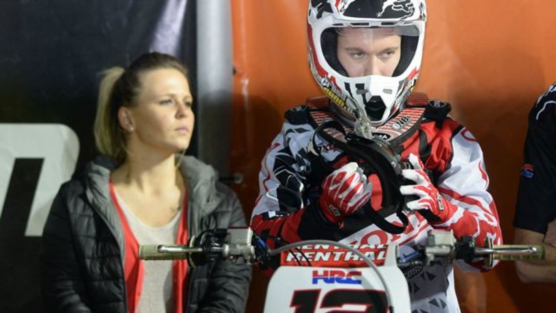 Nagl, Waters, Coldenhoff e Kras KO