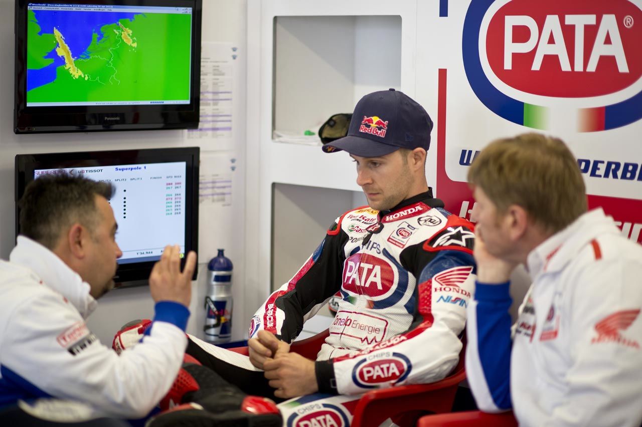 SBK Imola: vinci una visita al team Pata 