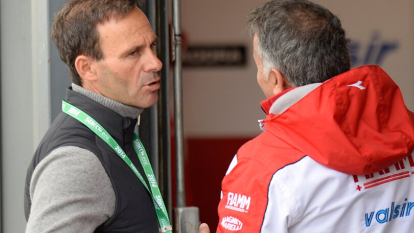 SBK Donington: Alberto Puig nel paddock