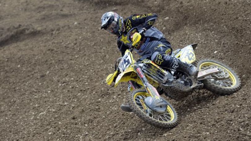 Cross: Cairoli "regala" il GP Francia a Desalle