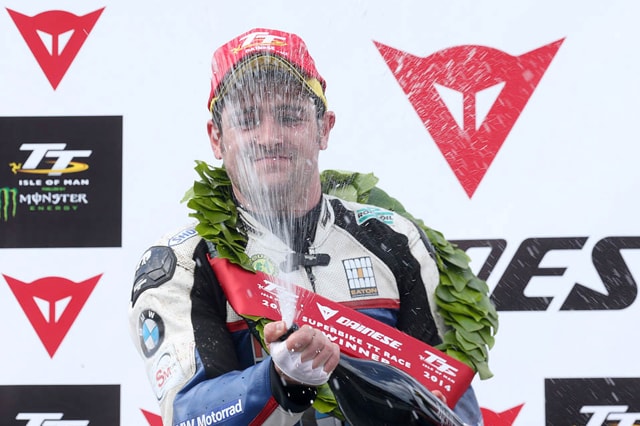 Michael Dunlop è il re della Montagna