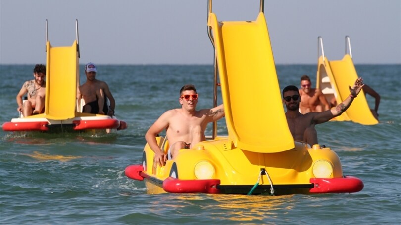 SBK Misano: Corti e De Rosa battono tutti. In pedalò