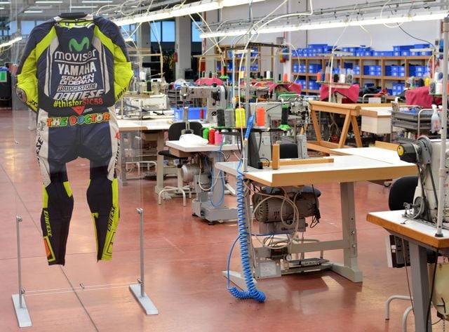 24.000 euro per la tuta di Rossi dedicata al SIC