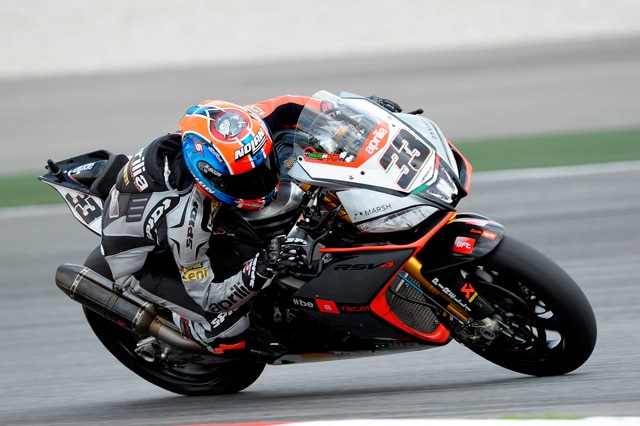 Metti la faccia sulla carena di Melandri e Guintoli