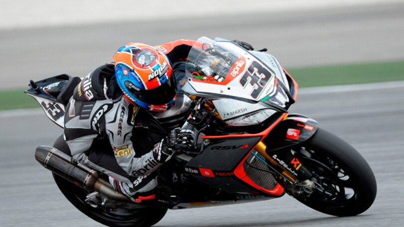 Metti la faccia sulla carena di Melandri e Guintoli