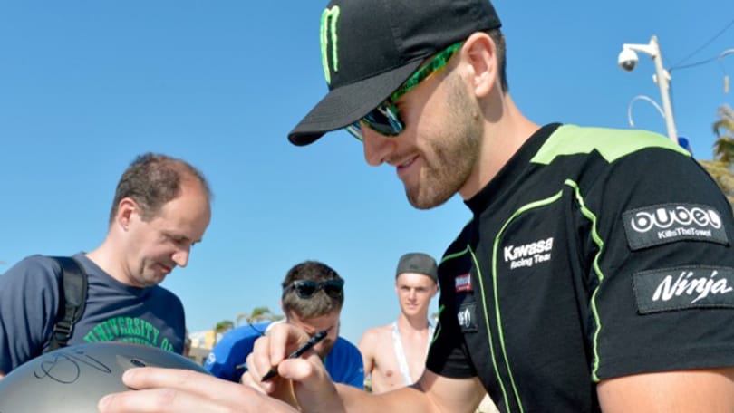Un giro di pista con Tom Sykes