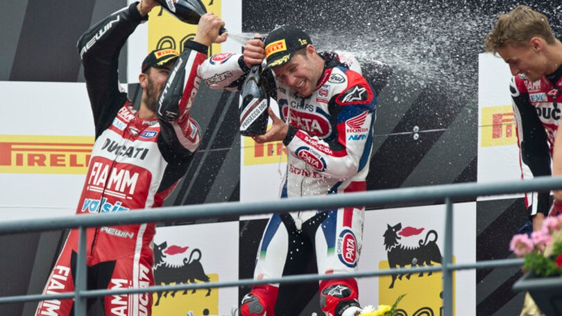 SBK Portimao. Rea dalla delusione alla gioia