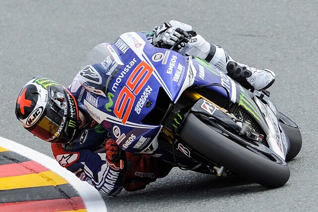Lorenzo resta sulla Yamaha