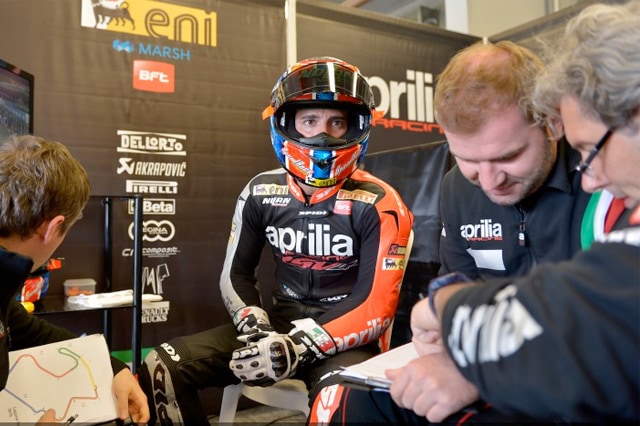SBK: "In Aprilia niente ordini di scuderia"