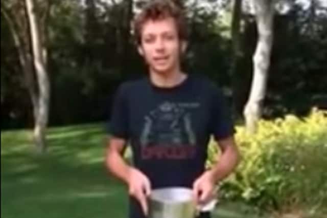 E anche per Rossi arriva la secchiata!