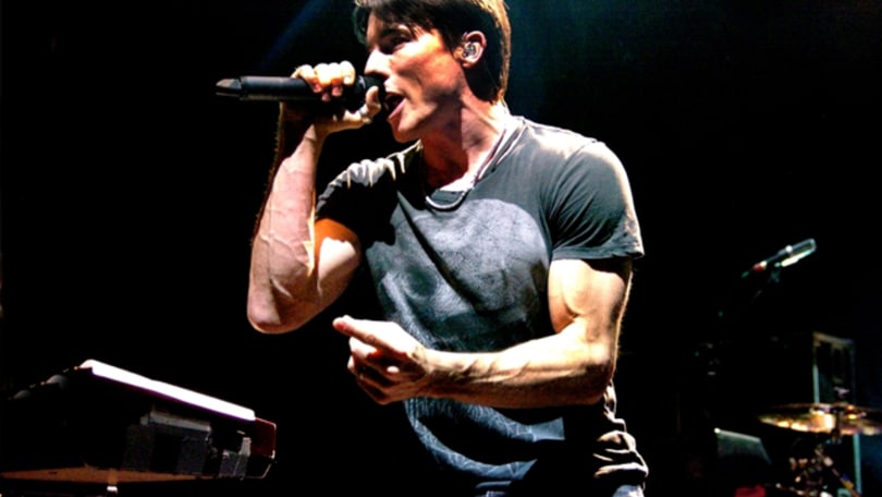 James Toseland cantante