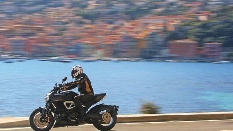 La prova: Ducati Diavel Carbon