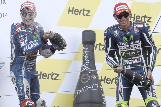 Rossi: "Una sfida con Lorenzo!"