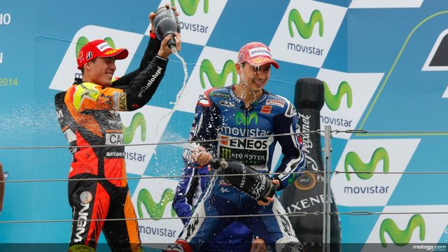 MotoGP Aragon. Aleix Espargarò sul podio con la Open