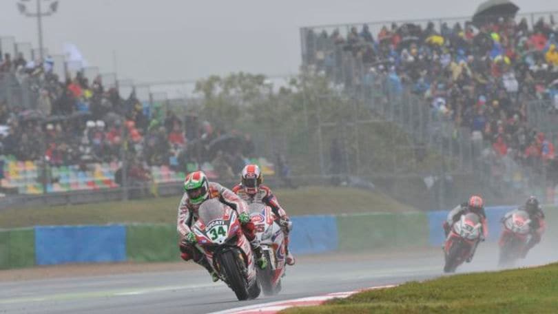 SBK Francia, Giugliano: "Non capisco perché cado tanto"