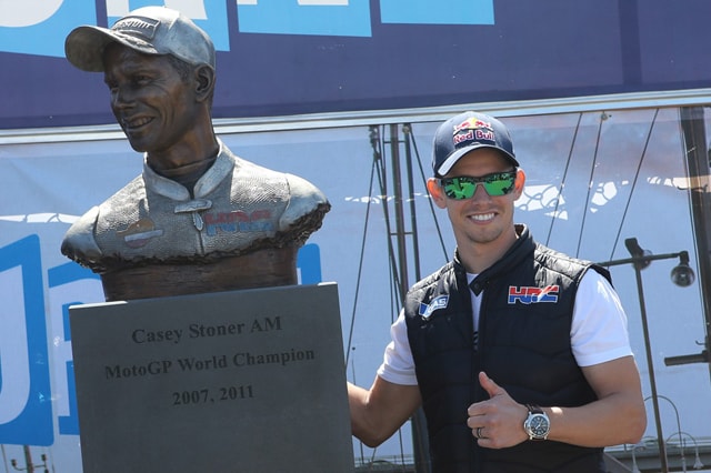 Doohan, Gardner e Stoner diventano statue di bronzo