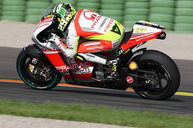 Iannone: Il braccio mi fa molto male