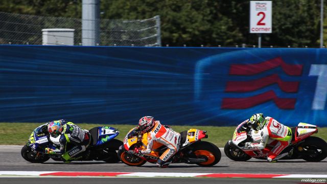 MotoGP. Casco integrale per girare in pista sullo scooter