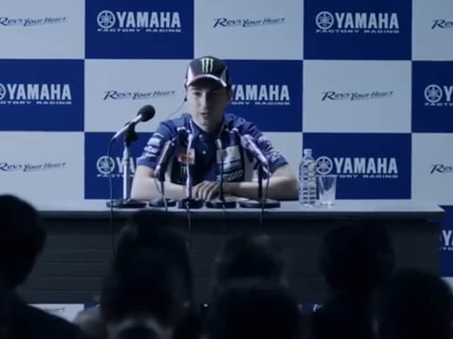 Jorge Lorenzo e la sua conferenza stampa più... surrerale