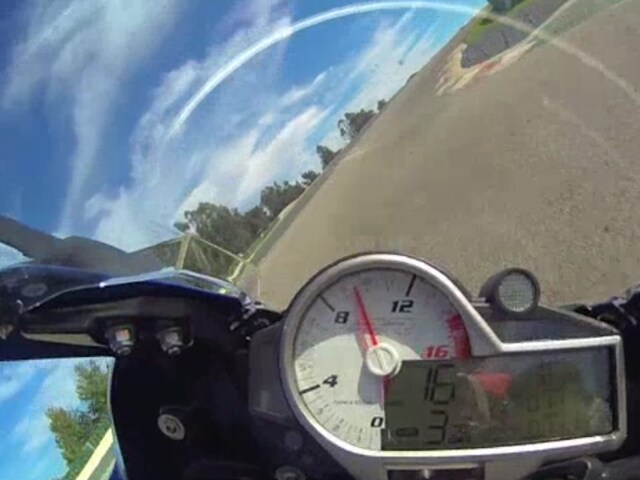BMW S 1000 RR - on board a Monteblanco