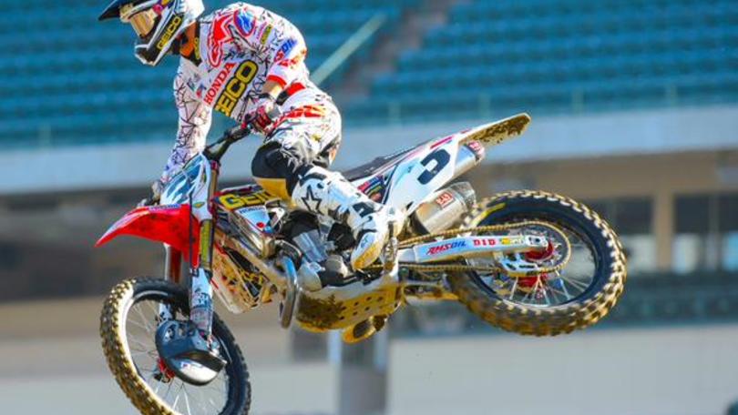 Supercross USA: a Phoenix vince Tomac