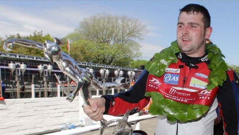 Michael Dunlop al TT su Yamaha