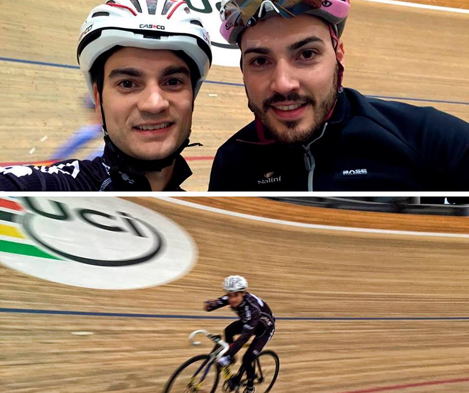 Guarda come va forte Pedrosa in bici!