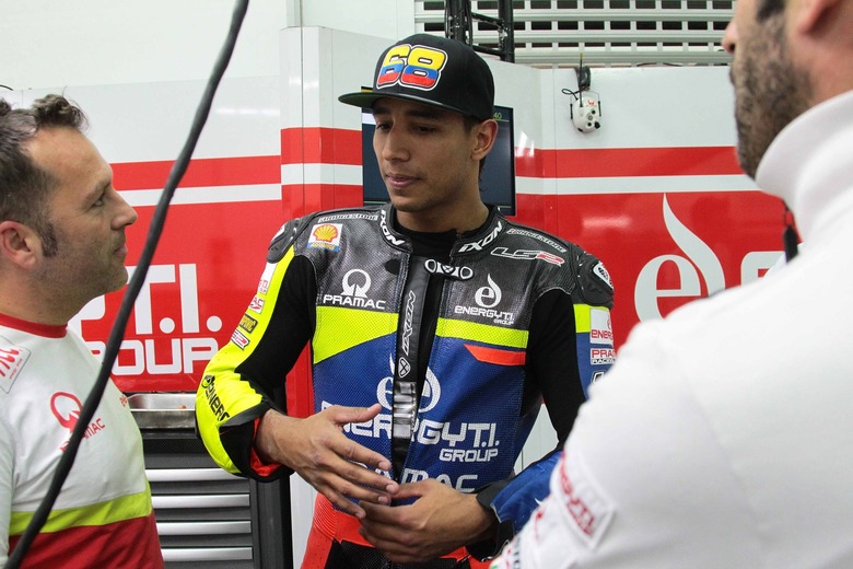 Hernandez infortunato, Pirro a Sepang 1