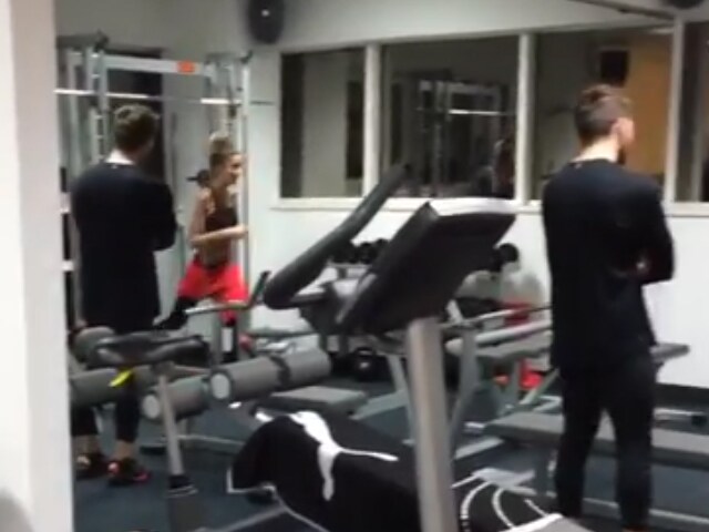 Iannone si allena in palestra con la sua bella fidanzata