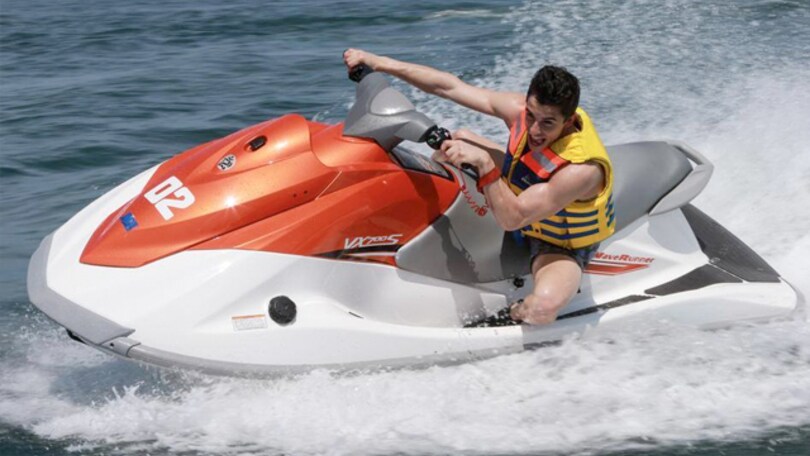 Marquez sulla spiaggia Indonesiana