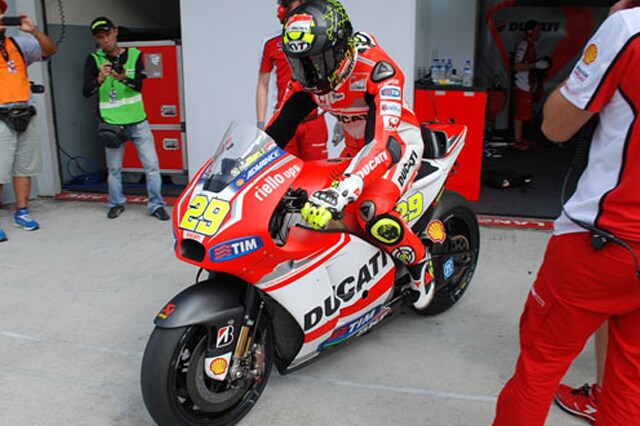 Iannone: La GP15 va alla grande!