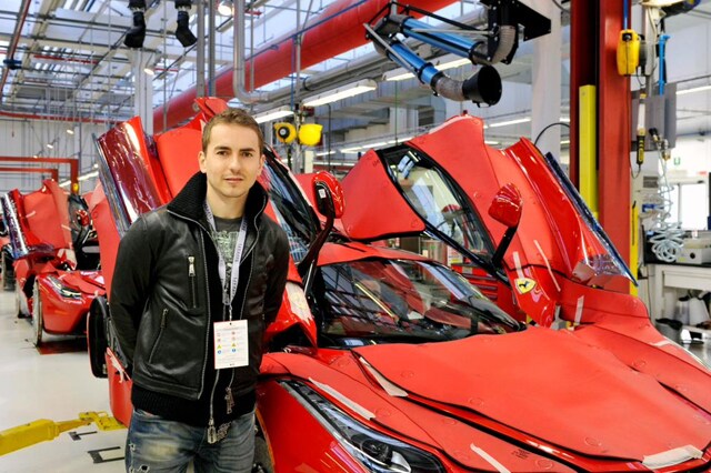 Lorenzo, un giorno in Ferrari
