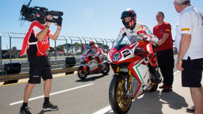 SBK: MV Agusta all'attacco con Camier