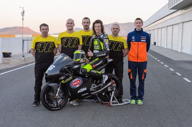 Bulega corre in Spagna con la squadra di Valentino Rossi