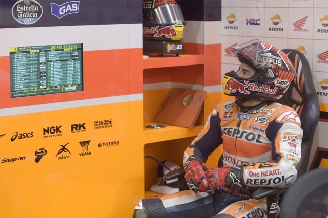 MotoGP, Marquez da record in FP3