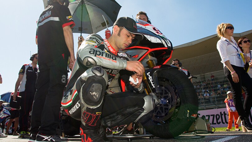 SBK: costole rotte per Haslam