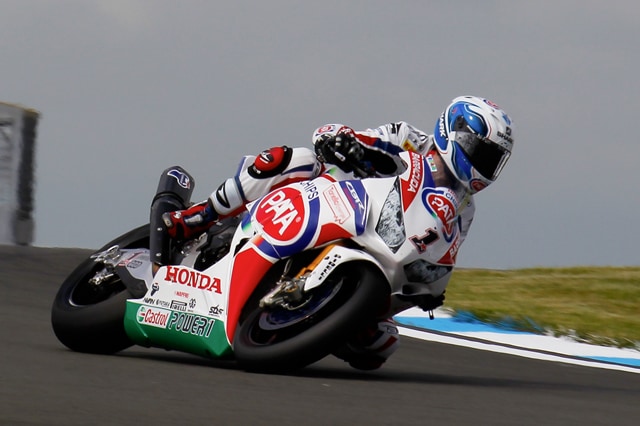 Guintoli: "La nuova Honda è ok!"