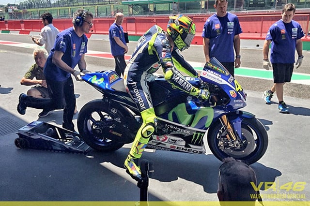 Test: Rossi, Marquez e Lorenzo giù