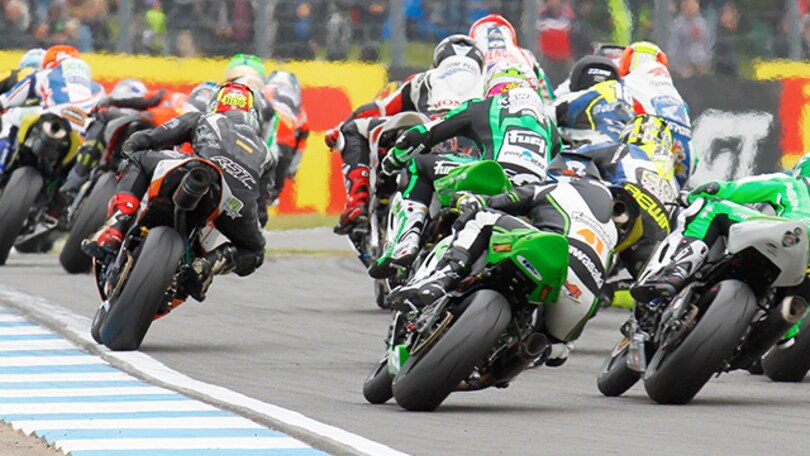 Supersport, a Misano Sofuoglu cerca la fuga