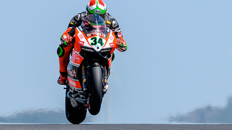 SBK, La Ducati fa paura