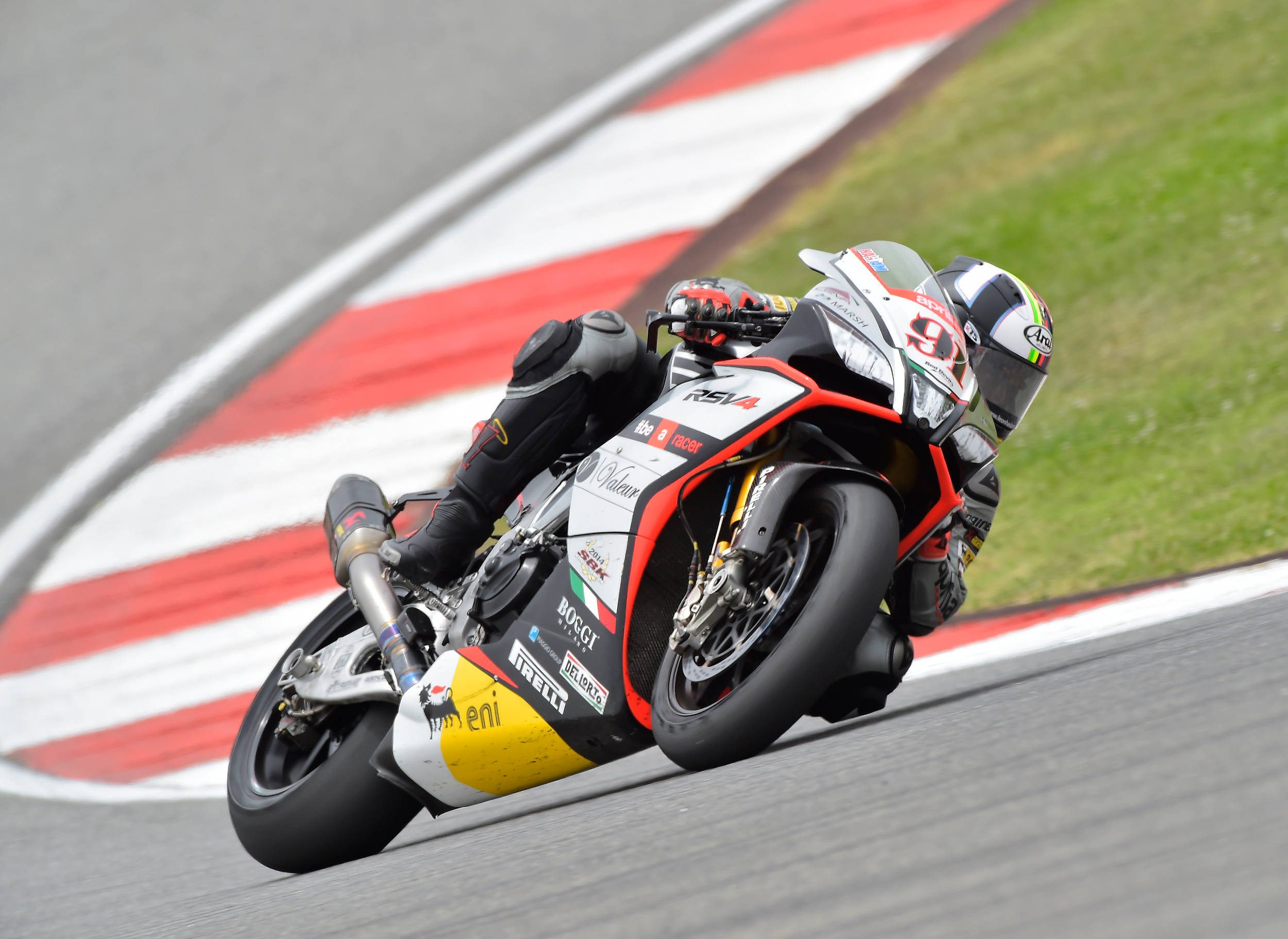 Superbike, Haslam a Misano per agganciare Sykes